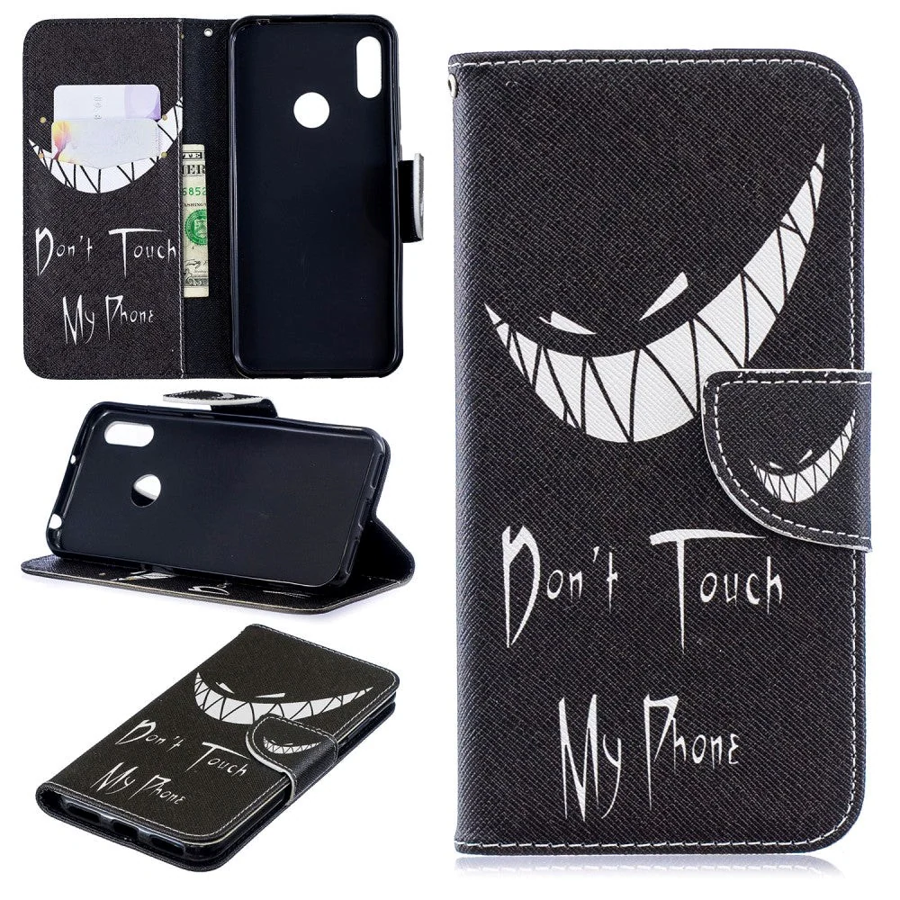 Huawei Y6 (2019) Skinn Flip Deksel med Lommebok – Uhyggeligt Smil v:7421367 Huawei Y6 (2019) Skinn Flip Deksel med Lommebok – Uhyggeligt Smil v:7421367