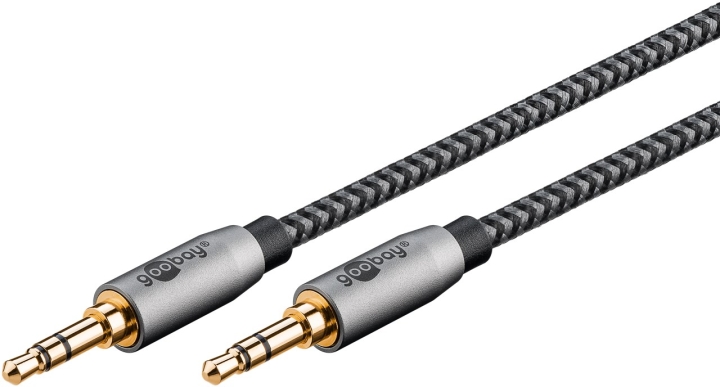 Goobay Tilkoblingskabel AUX, 3,5 mm stereo, 0,5 m, Sharkskin Grey Pawl 3,5 mm plugg (3-pinners, Stereo) > Pawl 3,5 mm plugg (3-pinners, Stereo) v:5293677