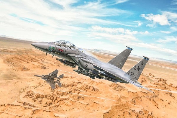 Italeri 1:48 F-15E Strike Eagle v:3521289