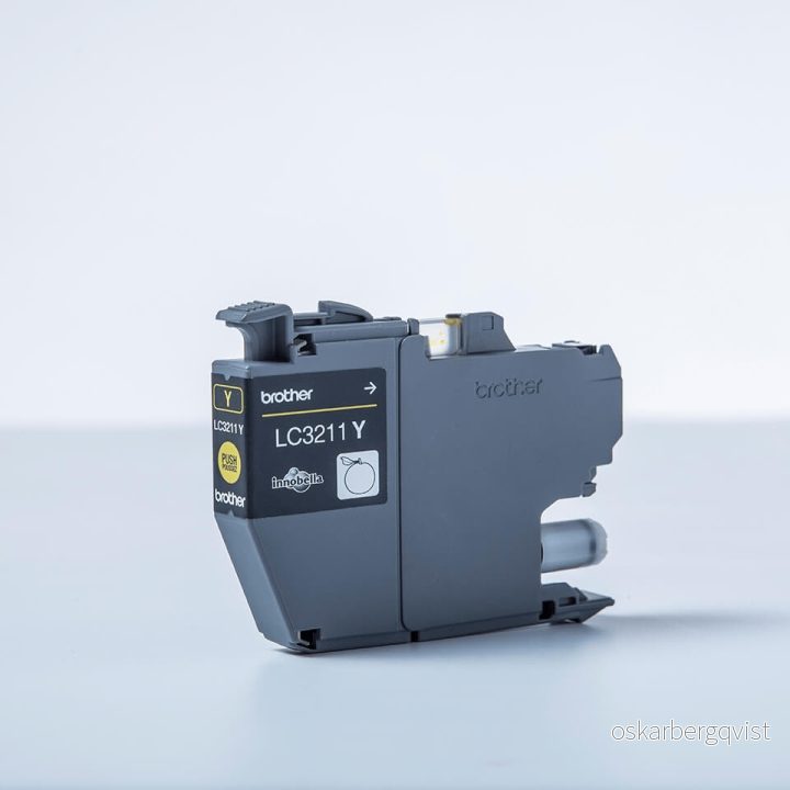 Brother Blekk LC3211BK v:1821503 Brother Blekk LC3211BK v:1821503