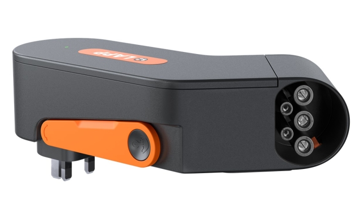 LAPP MOBILITY Mobility Dock-lader for elbiler, UK-type (5555925004) opptil 2,3 kW, 10 A, 1-fase, for mobil lading av hybrid- og elbiler med Type 2-tilkobling v:2212189